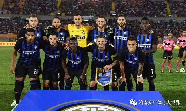  那不勒斯火力全开，大胜对手登顶榜首